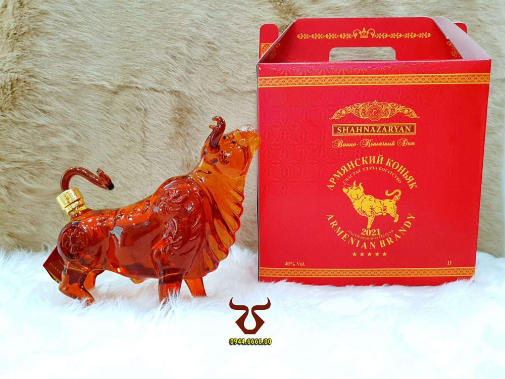 Rượu con Trâu Nga thủy tinh