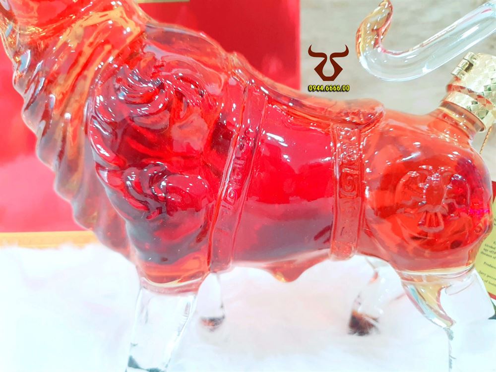Rượu con Tr&acirc;u Nga thủy tinh - Y&ecirc;n lưng