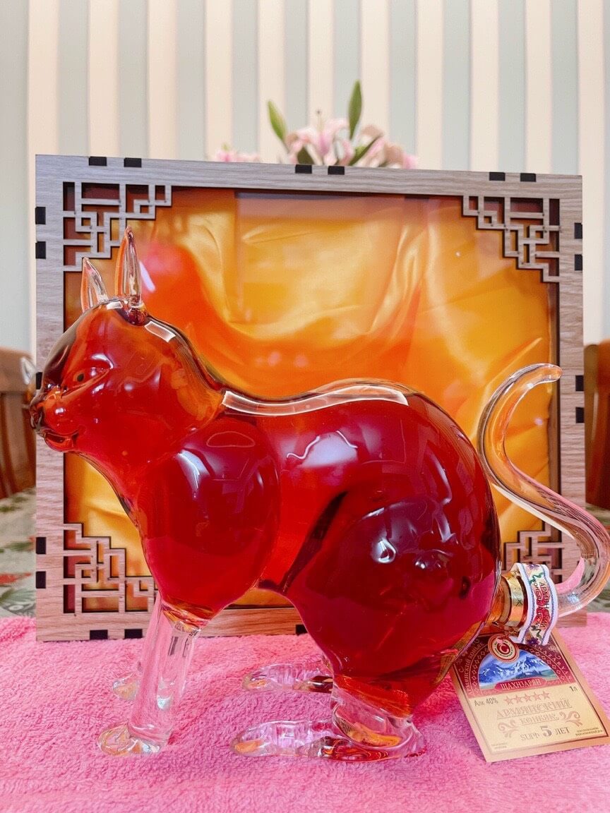 Rươu m&egrave;o hộp gỗ